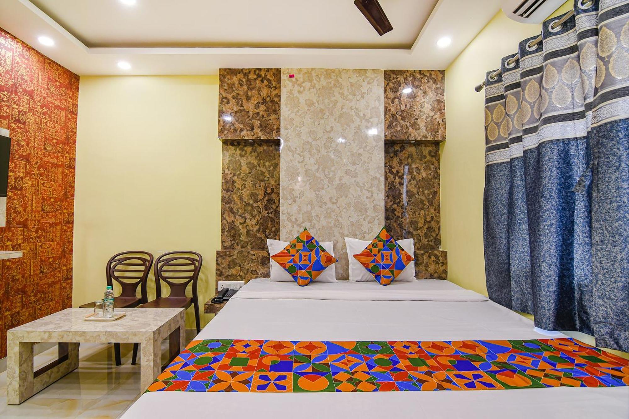 Hotel Divine Chariot كولكاتا المظهر الخارجي الصورة