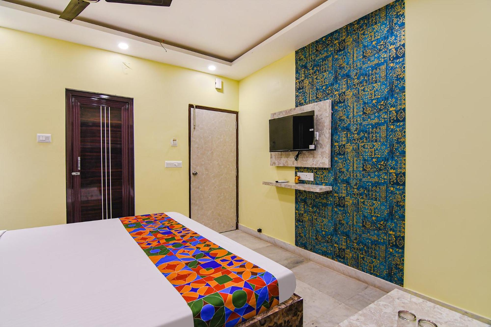 Hotel Divine Chariot كولكاتا المظهر الخارجي الصورة